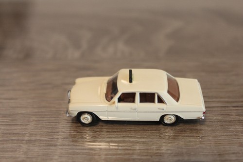 Brekina mercedes benz - brekina,