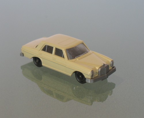 Mercedes 250 8 - █►,